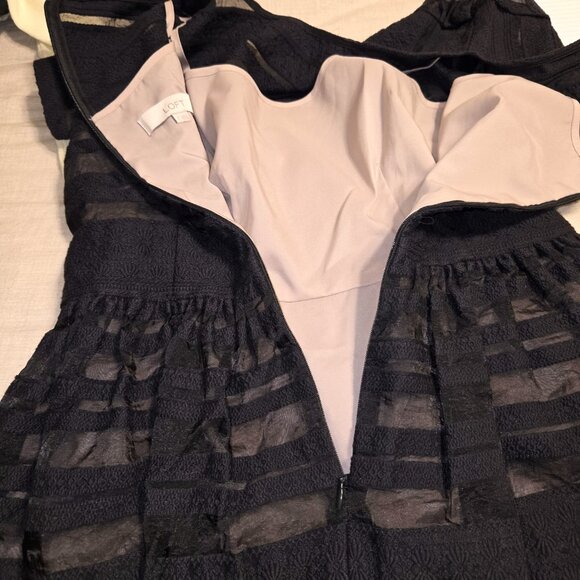 Ann Taylor Loft black dress lace overlay XS knee length short sleeve - Picture 2 of 4